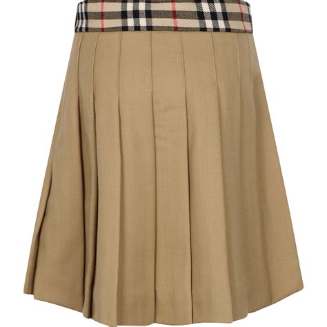 burberry vintage check pleated skirt.